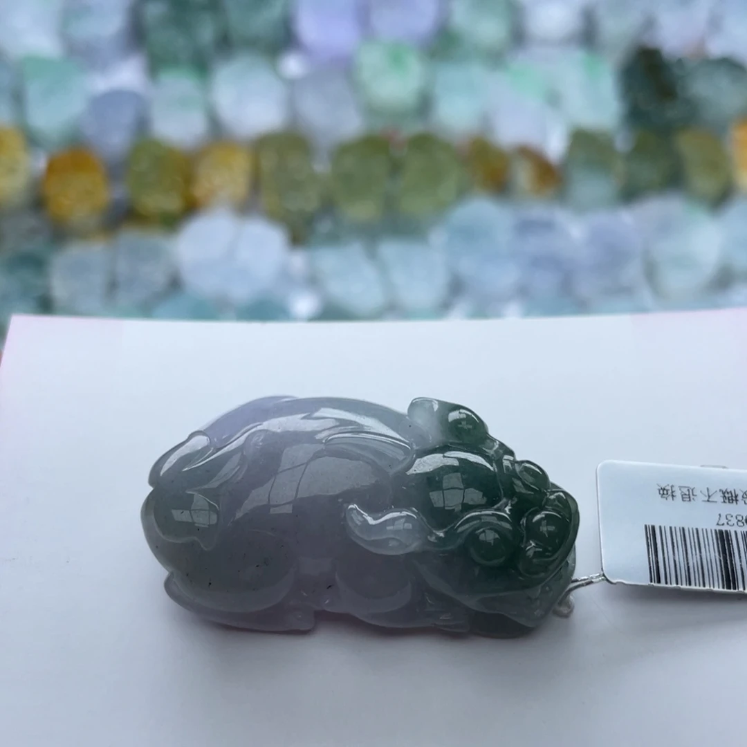 翡翠颈饰未镶嵌貔貅