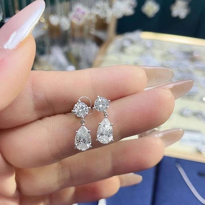 实验室培育钻石铂Pt950镶嵌双石耳坠一对3克拉