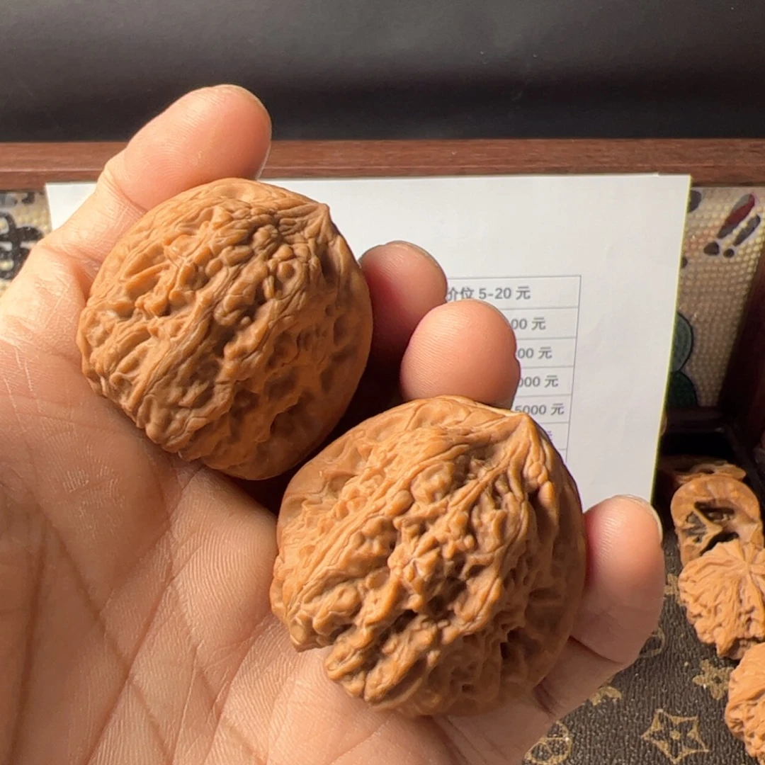 文玩核桃吊坠平谷凹底40