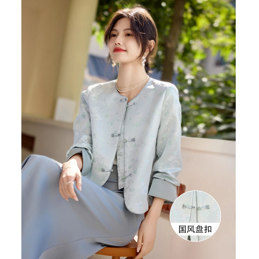 尚静新中式禅意氛围感2025秋季新款中国风盘扣提花对襟直筒短外套