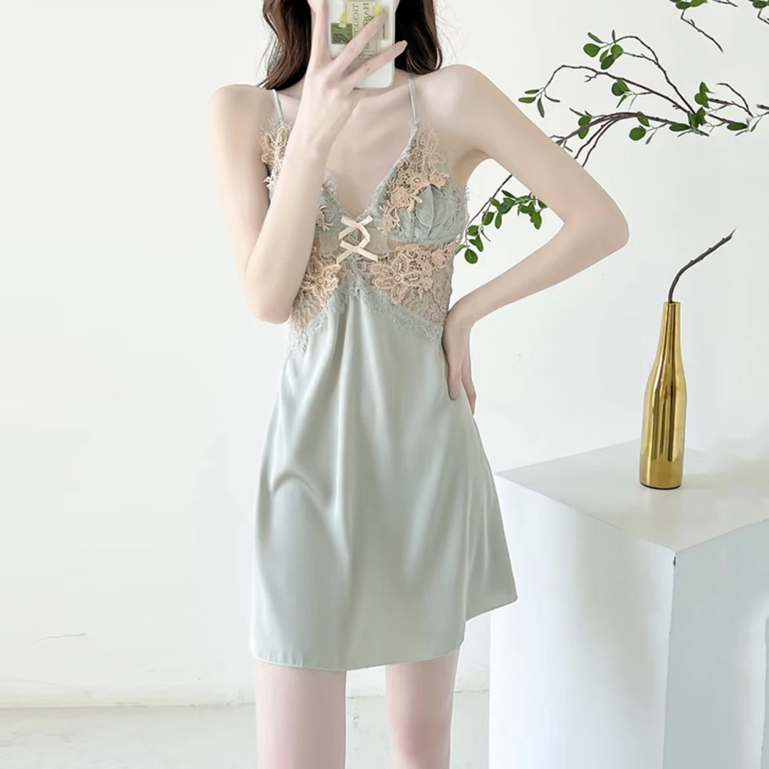 性感睡衣女款2025新款冰丝吊带睡裙纯欲蕾丝带胸垫睡袍家居服Q293