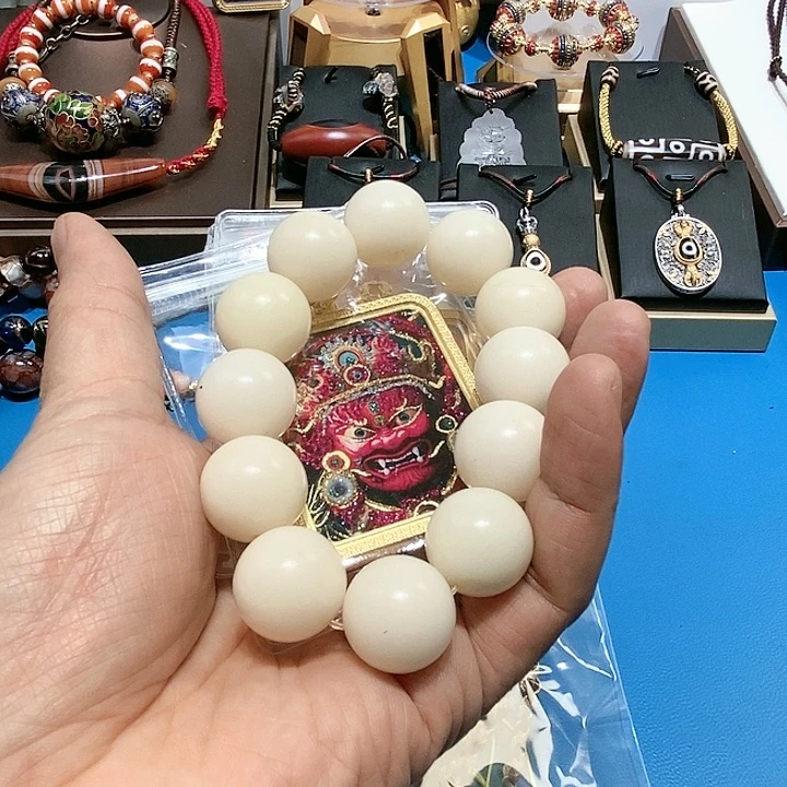 白玉菩提手串!888男女同款