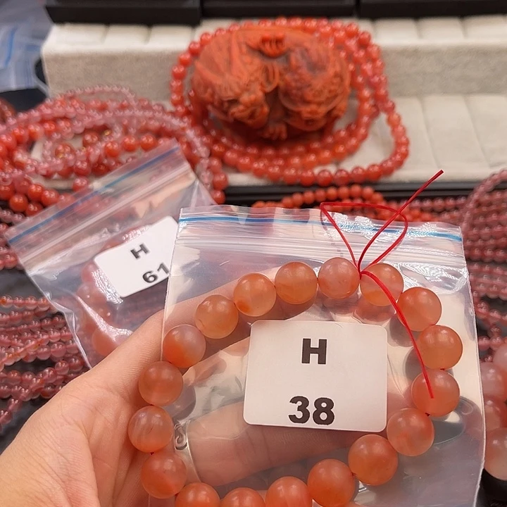南红玛瑙未镶嵌多样性发货默认微瑕称重12mm