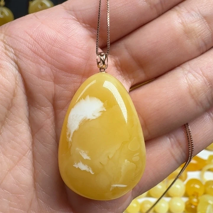 蜜蜡18K金镶嵌珠宝奇石
