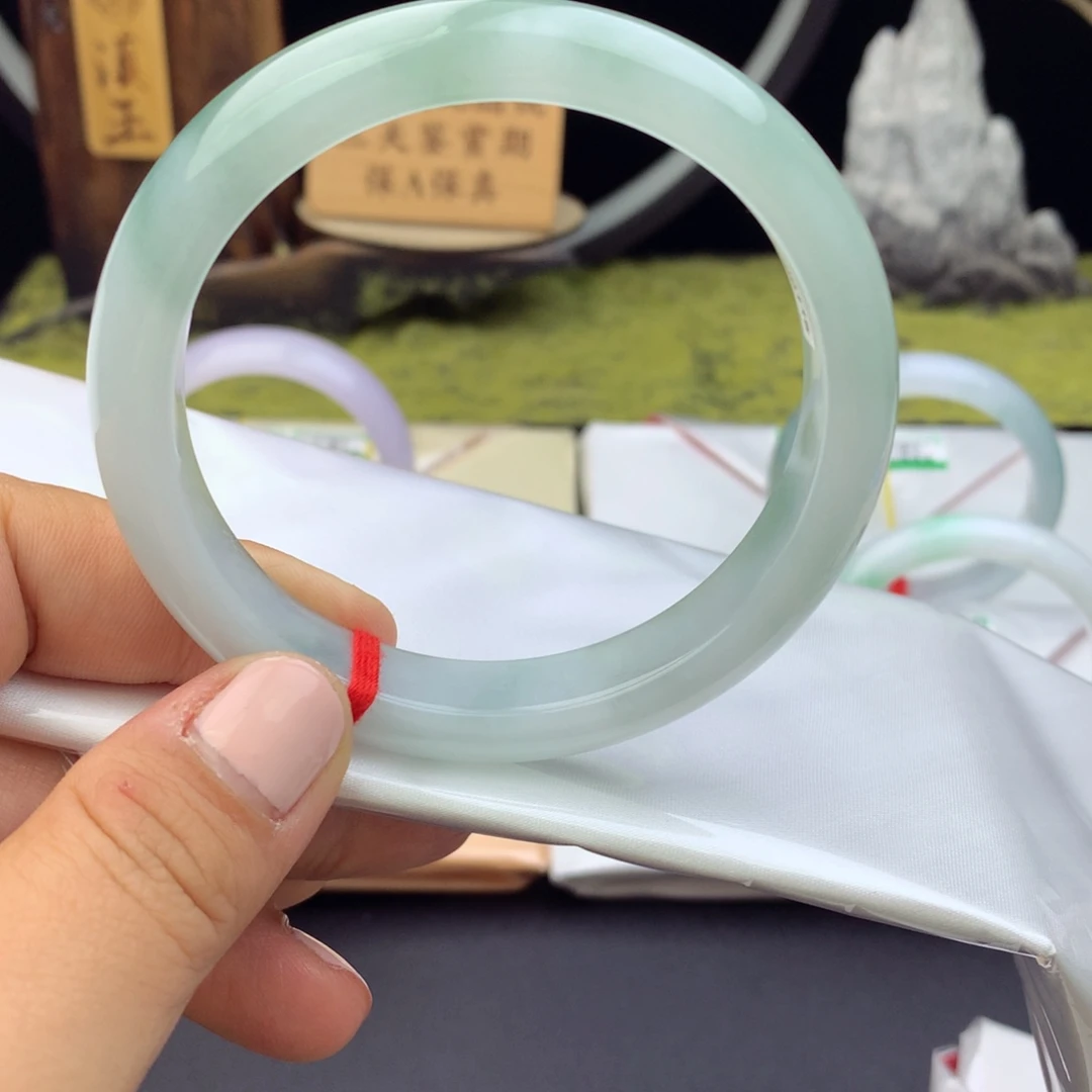 未镶嵌手镯翡翠纯天然