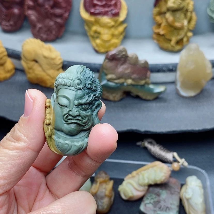 【闪购商品】定制石英质玉吊坠未镶嵌