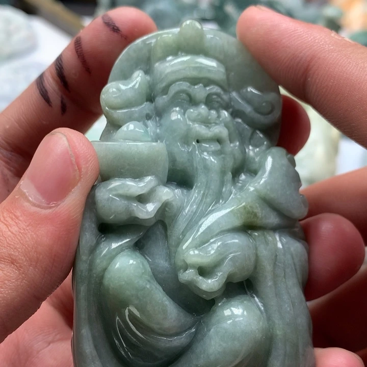 翡翠未镶嵌颈饰保真天然a货翡翠