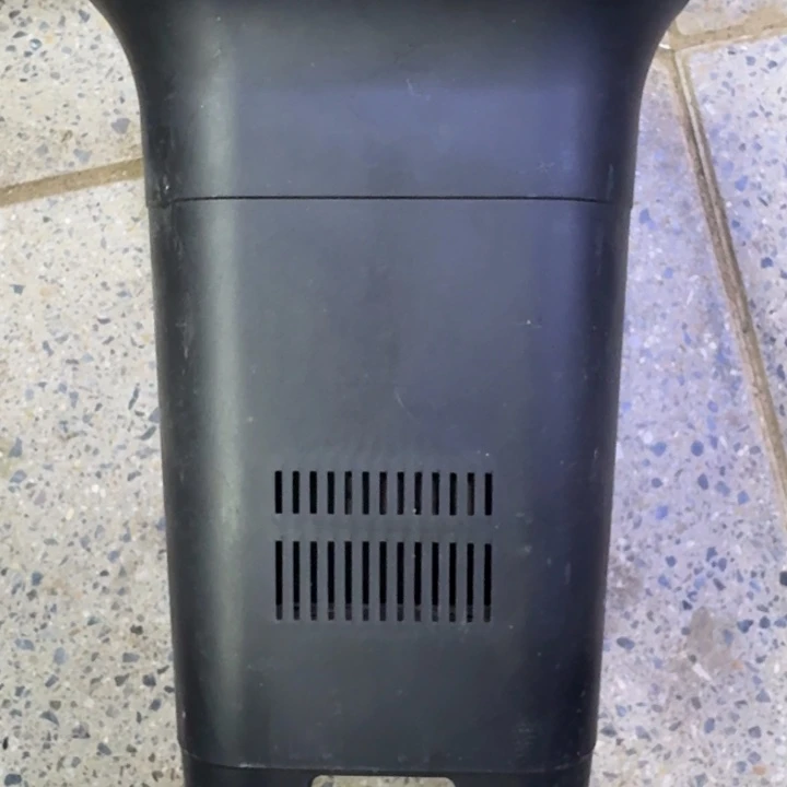 大黑万象方盆口径15公分左右无托盘，20包邮