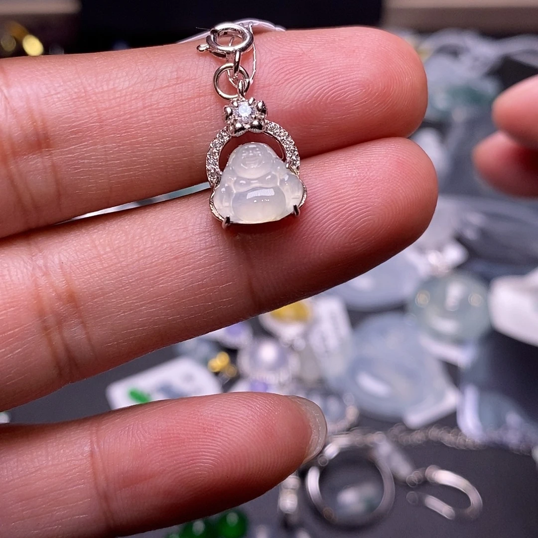 翡翠银S925镶嵌颈饰佛