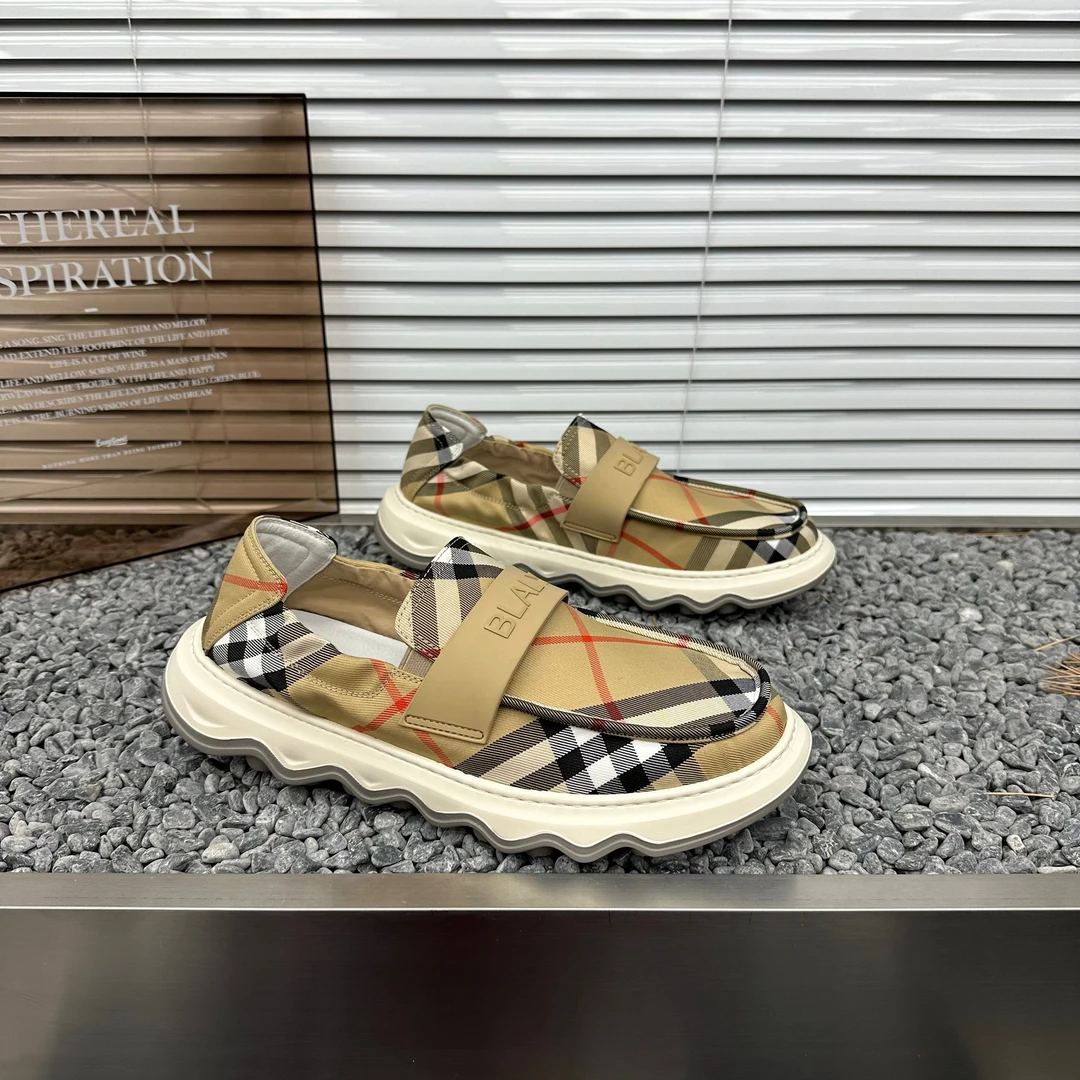 男士高档休闲鞋一脚蹬透气舒适夏季布面轻便潮流百搭潮鞋格子男鞋