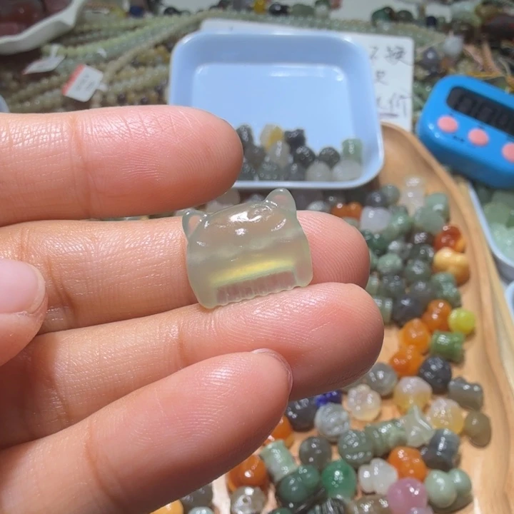 和田玉未镶嵌珠宝半成品