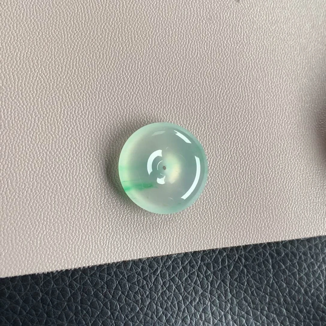 翡翠颈饰未镶嵌天然翡翠