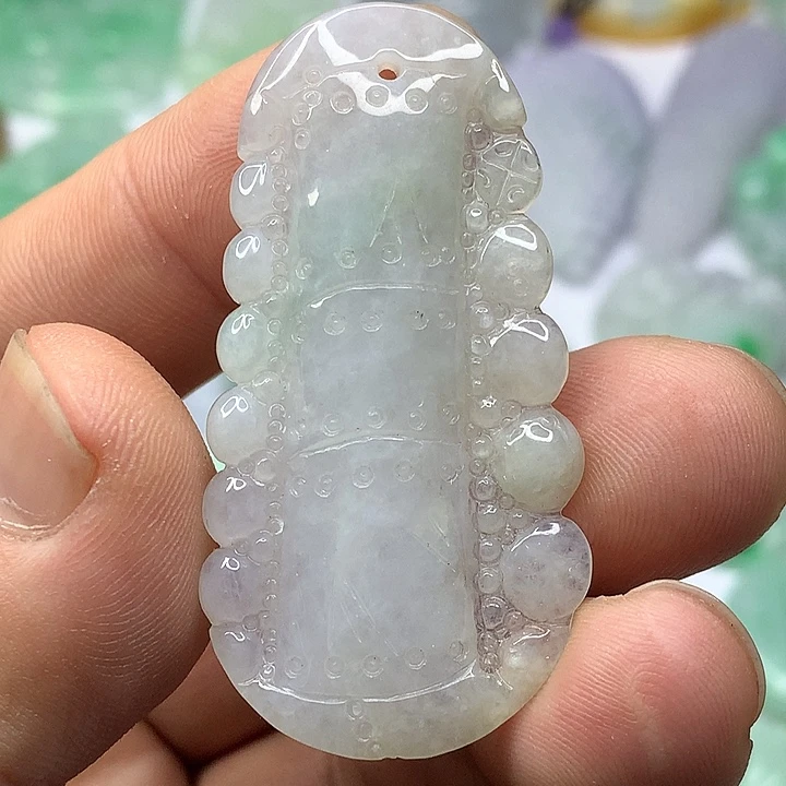 翡翠吊坠(赠链)未镶嵌