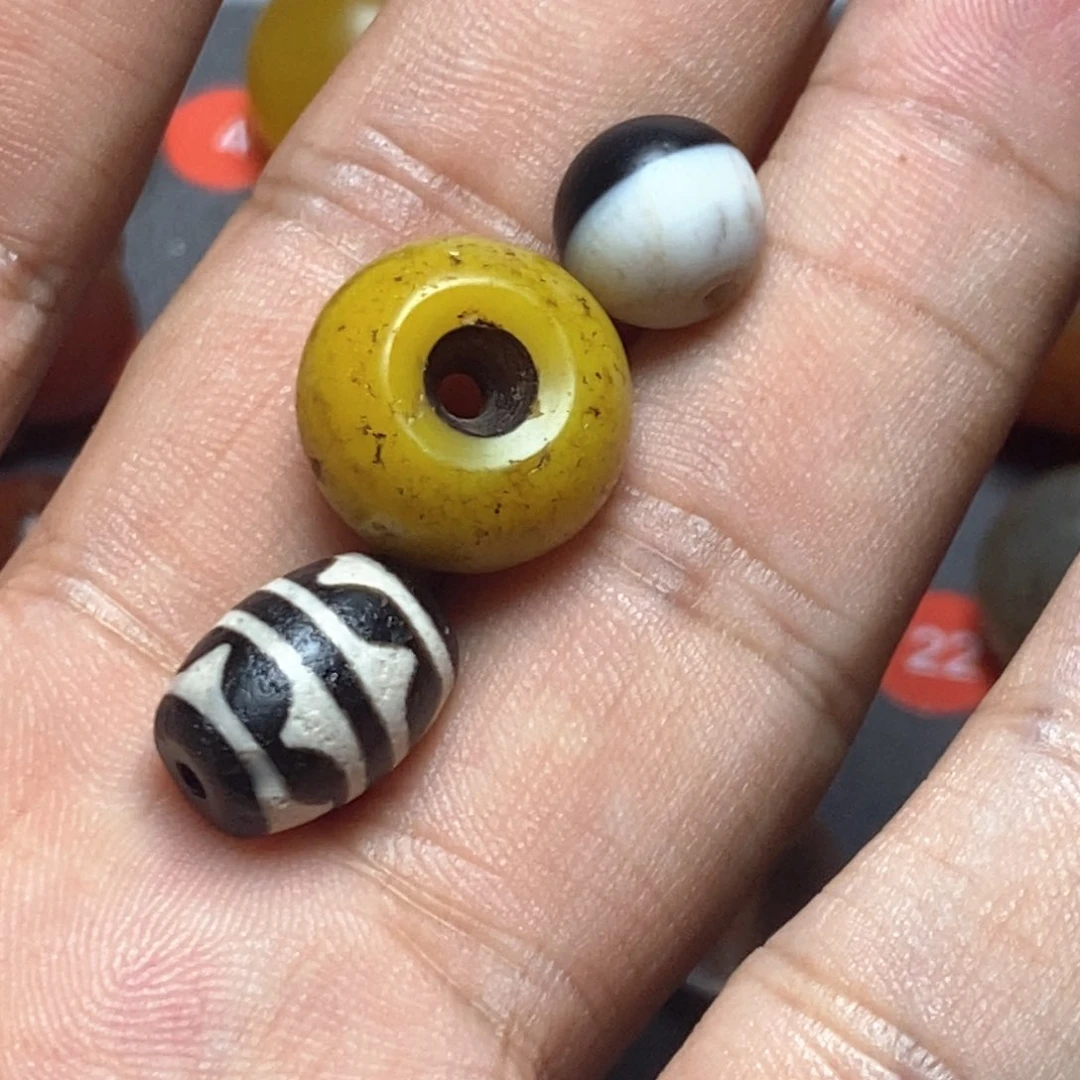 玛瑙/玉髓配饰未镶嵌龙*衣