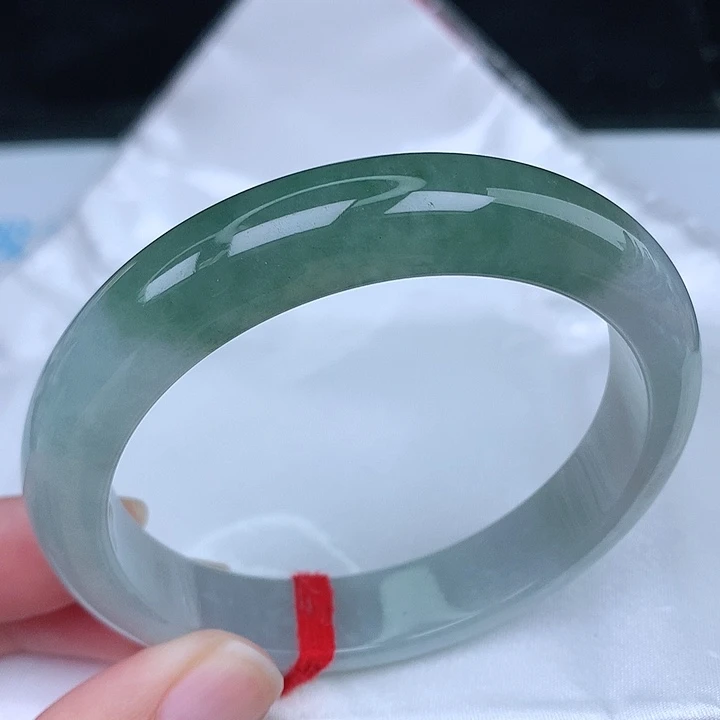 未镶嵌手镯翡翠貌*天然
