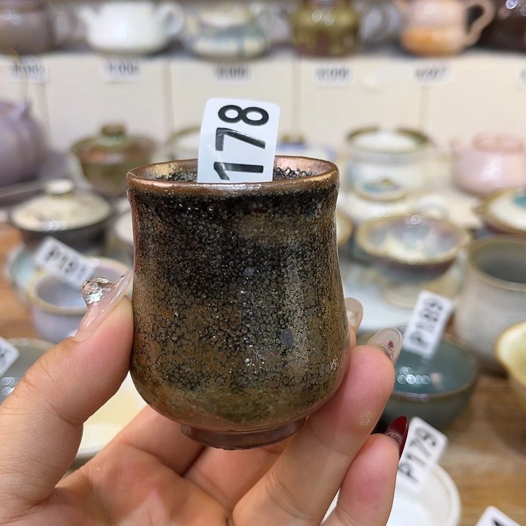 白泥茶杯陶瓷艺术