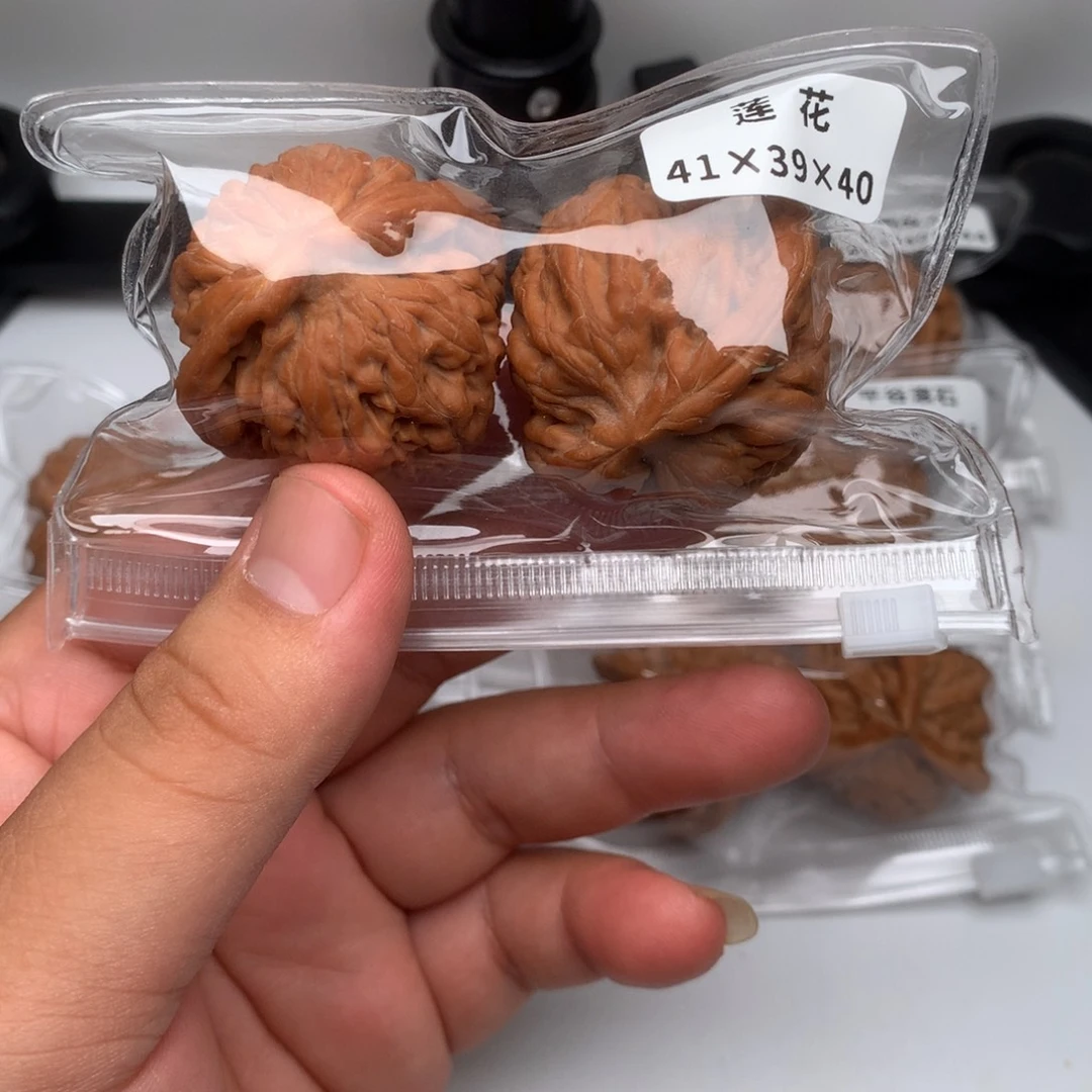 文玩核桃吊坠莲花41