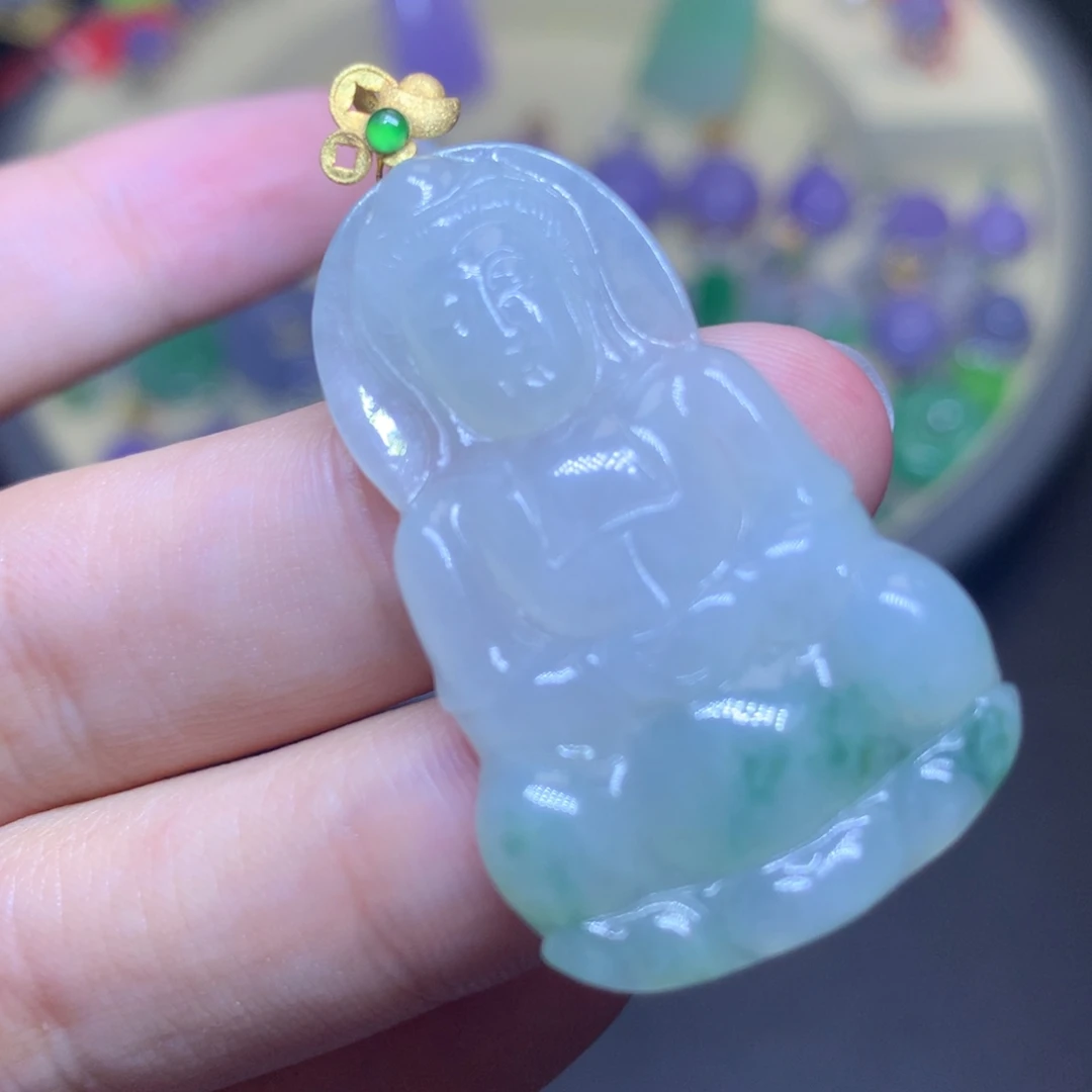 翡翠18K金镶嵌颈饰