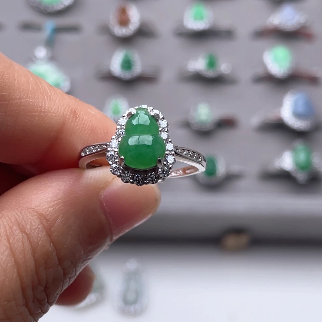 土***o翡翠银S925镶嵌戒指