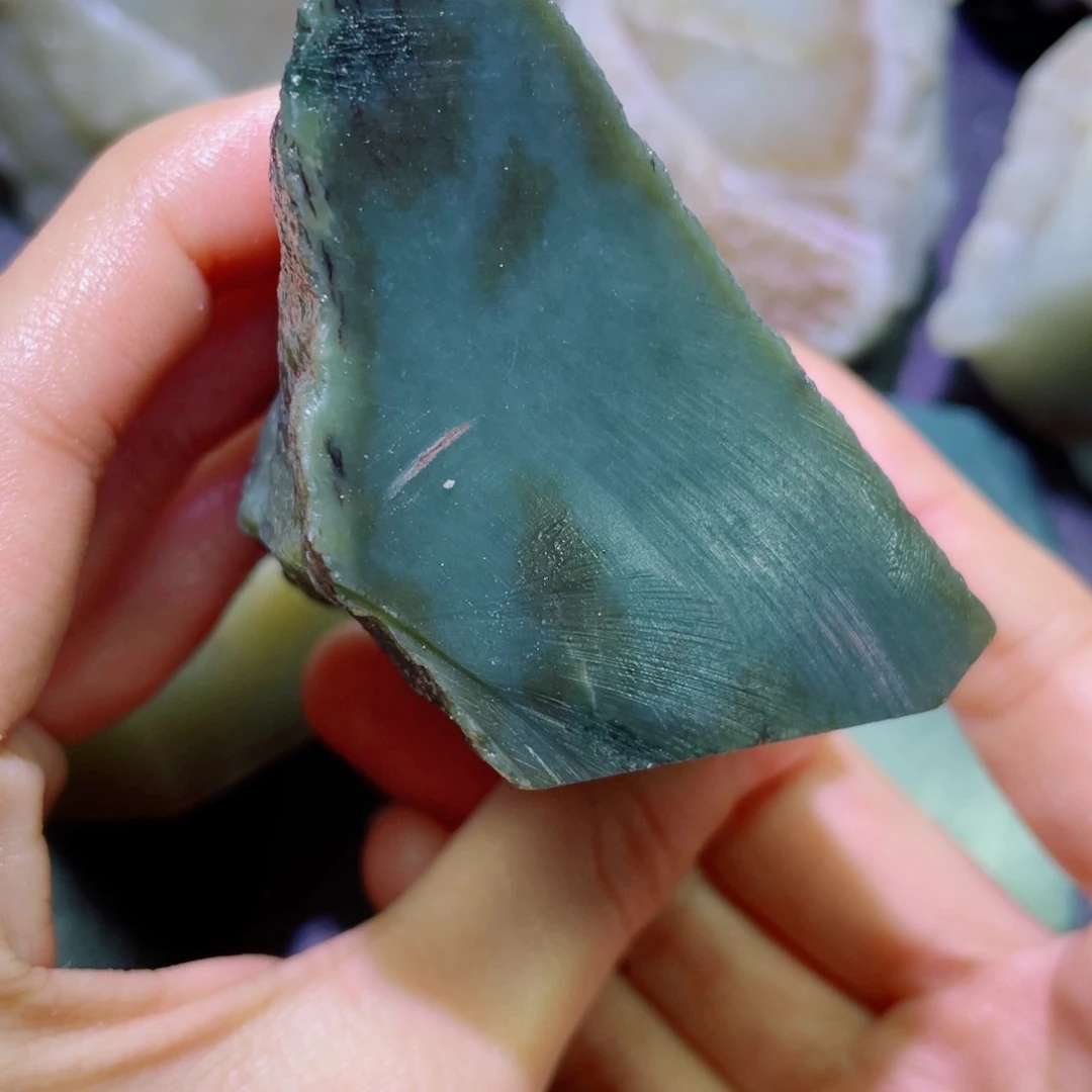 和田玉未镶嵌珠宝半成品