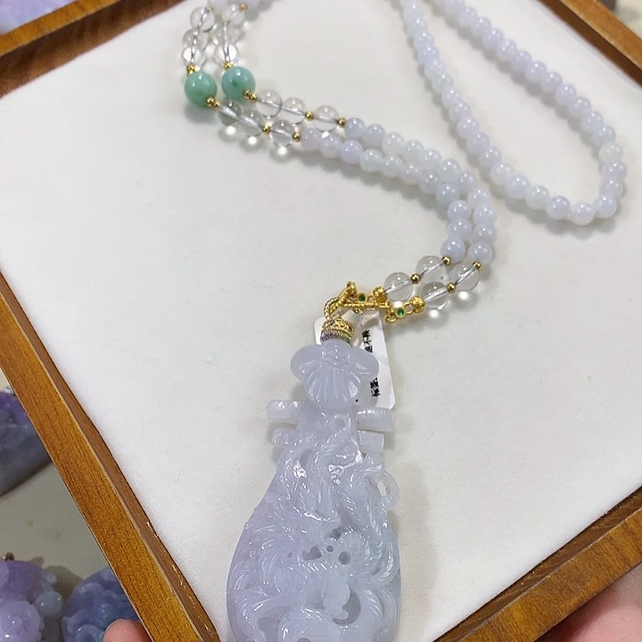 翡翠未镶嵌颈饰翡翠吊坠