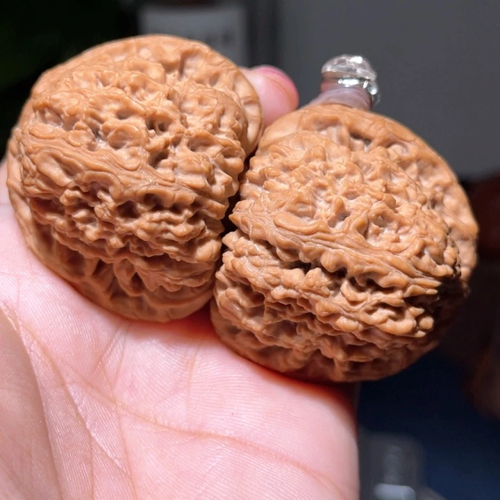 桃核吊坠布**?             45