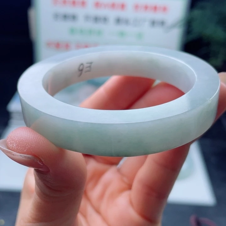 定制翡翠未镶嵌正