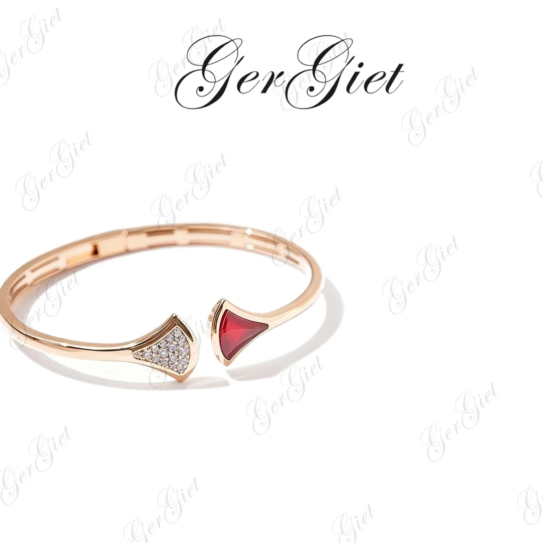 时尚百搭手镯QQJZ~5028