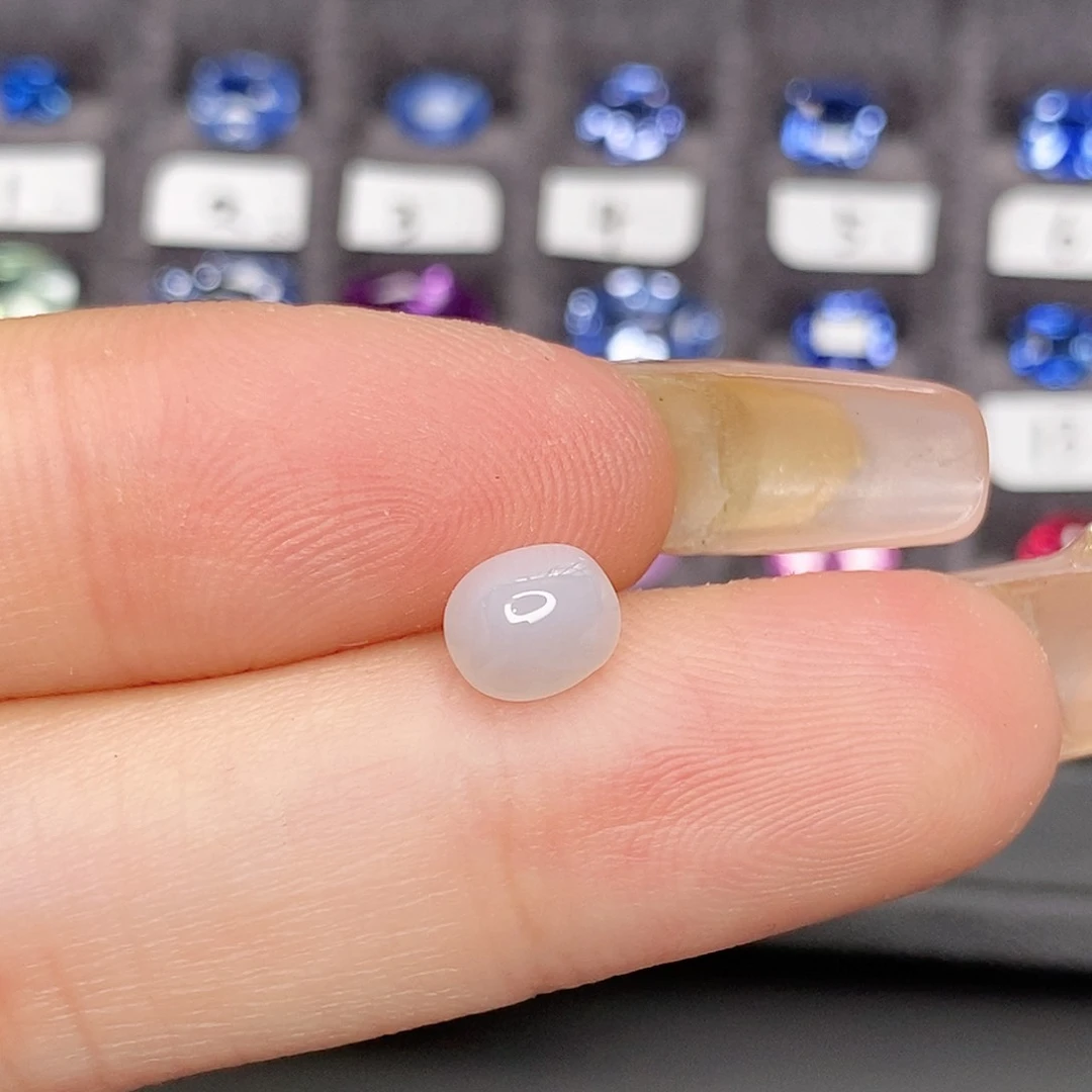 蓝宝石裸石未镶嵌1430号/1.42ct乳白色蛋面蓝宝