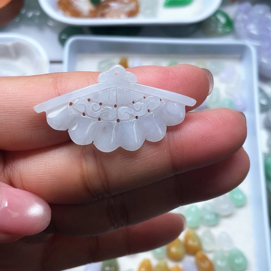 颈饰未镶嵌翡翠6666666