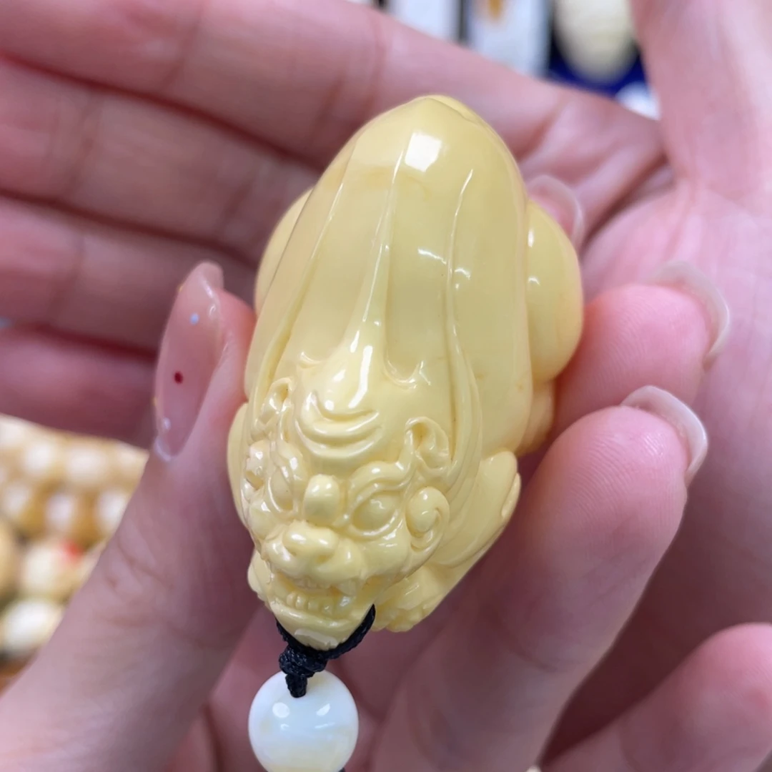 裸石蜜蜡未镶嵌琥珀蜜蜡貔貅吊坠