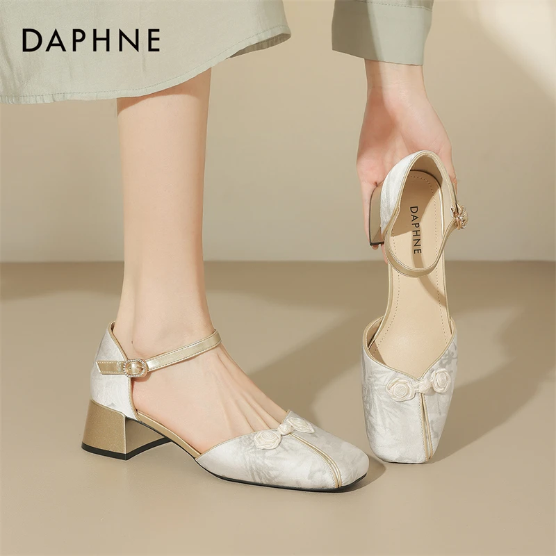 达芙妮包头凉鞋女2025新款夏季新中式国风配裙子旗袍鞋子粗跟单鞋