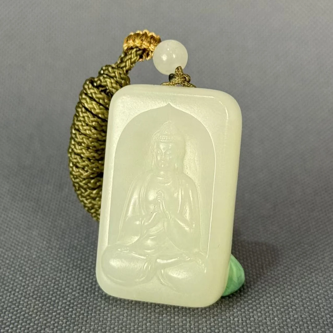 新疆和田玉山料观音牌