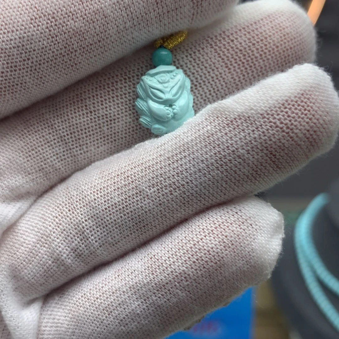 绿松石挂件未镶嵌