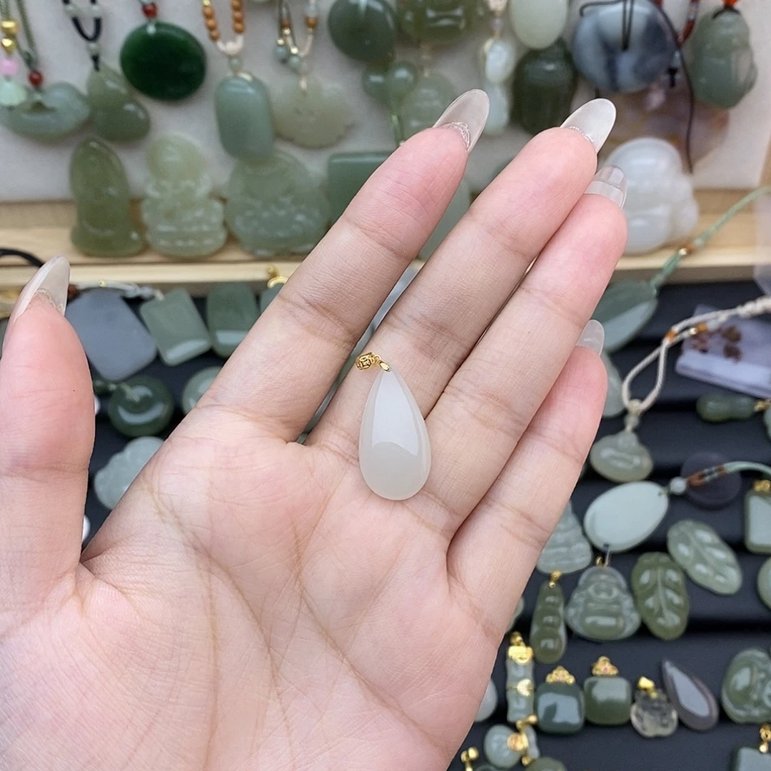 和田玉18K金镶嵌吊坠(不含链)