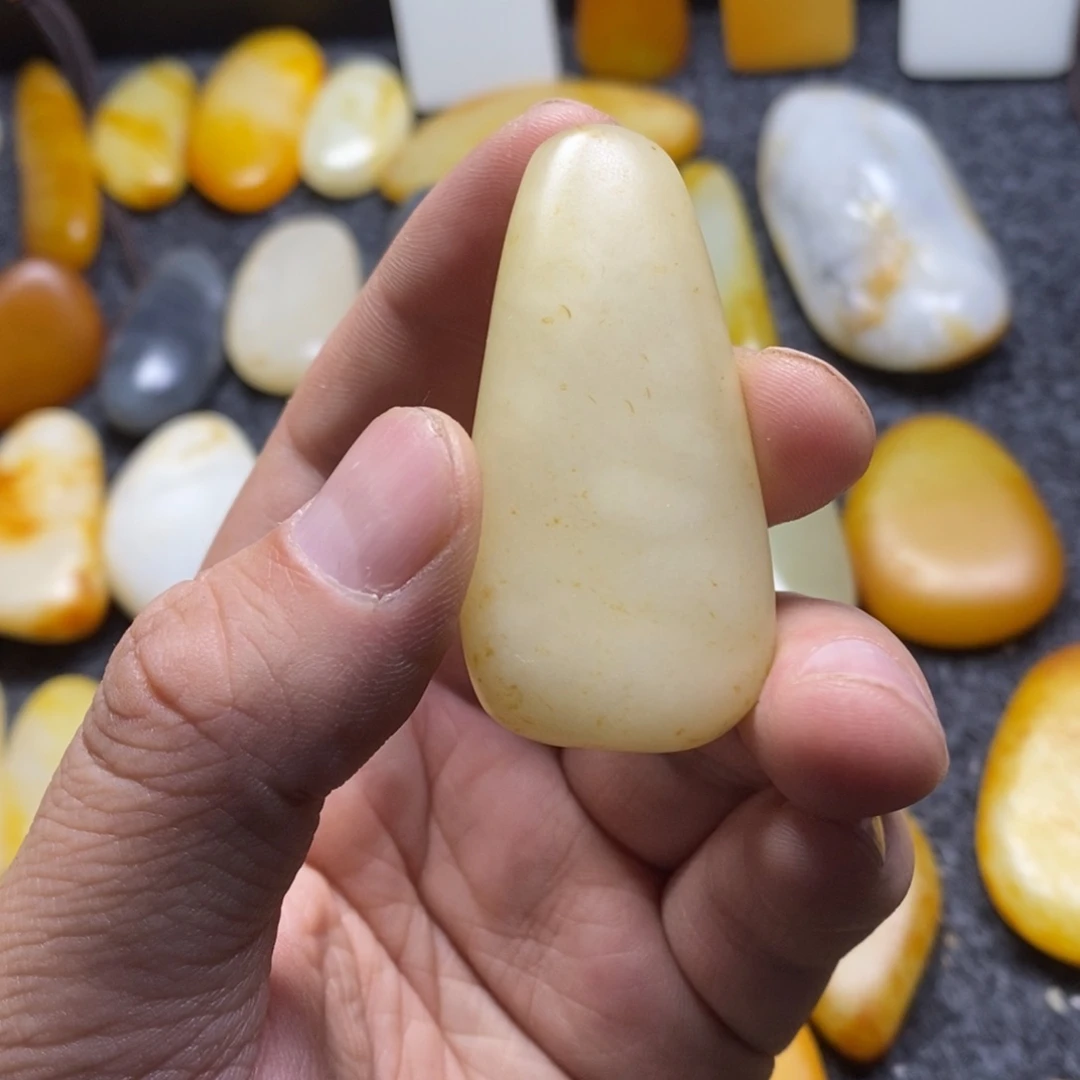 【闪购商品】和田玉颈饰未镶嵌