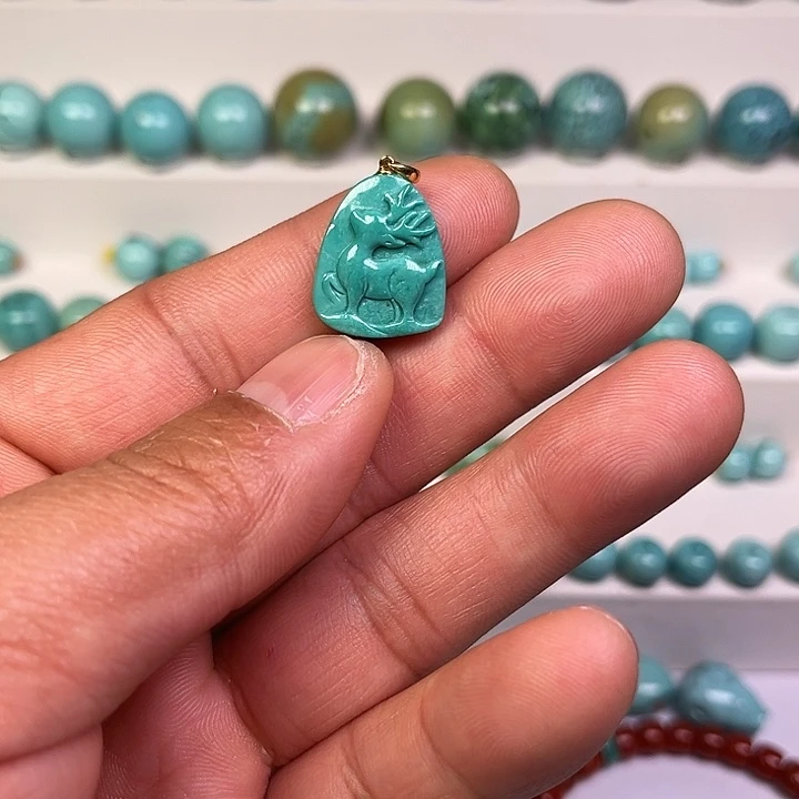 绿松石18K金镶嵌珠宝奇石