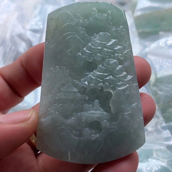 翡翠未镶嵌颈饰保真天然a货翡翠