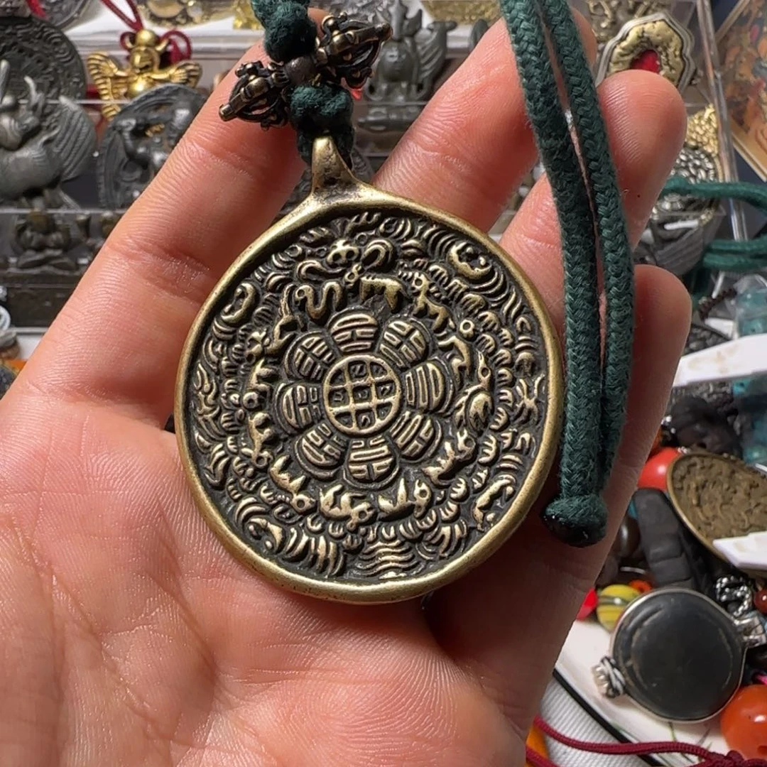 q***x玻璃颈饰啊啊啊啊啊啊