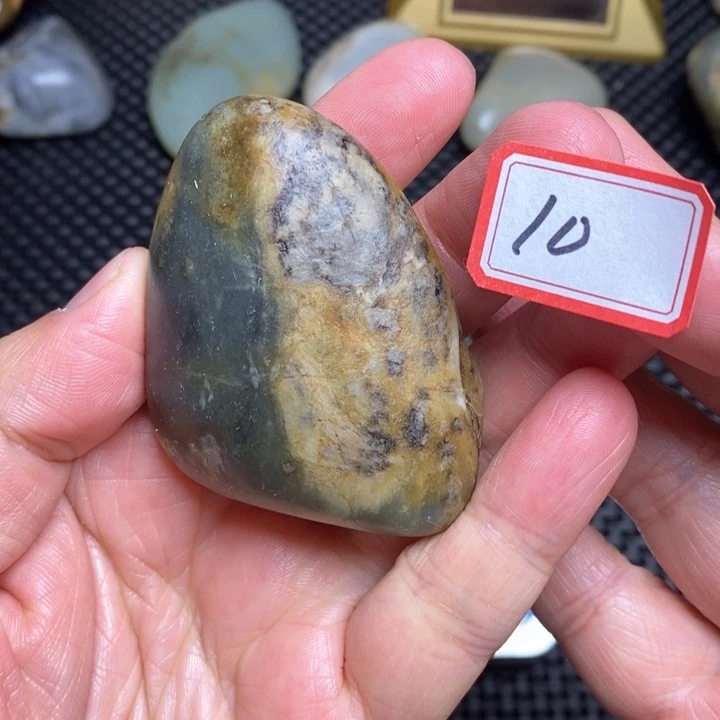 未镶嵌和田玉把件10