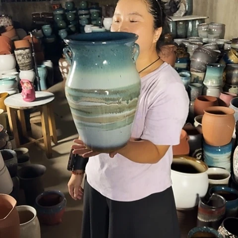 20口32高瑕疵一个盆子。