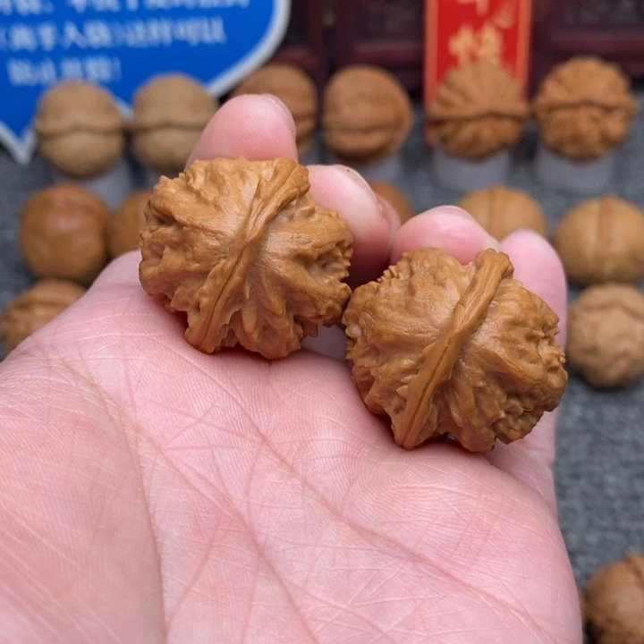 文玩核桃把件…………