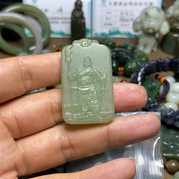 灌***)颈饰未镶嵌和田玉