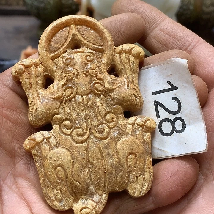 未镶嵌和田玉挂件