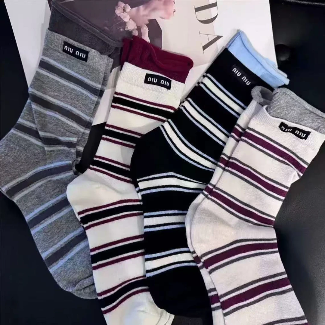 韩版春夏薄款条纹字母布标ins个性潮流卷边复古撞色中筒袜