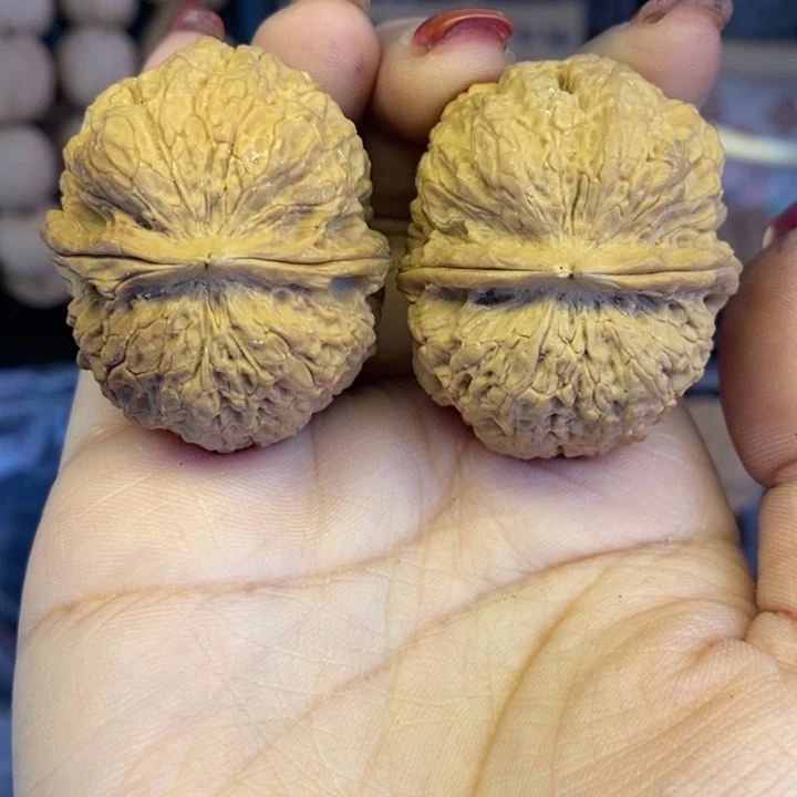 吊坠文玩核桃69铁狮子