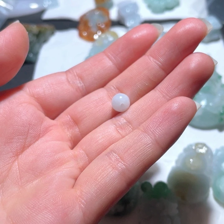 【闪购商品】翡翠颈饰未镶嵌呆*子天然翡翠