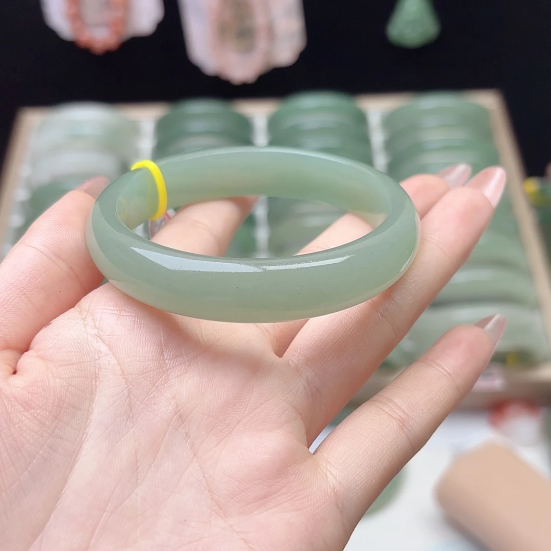 未镶嵌手镯石英质玉5859