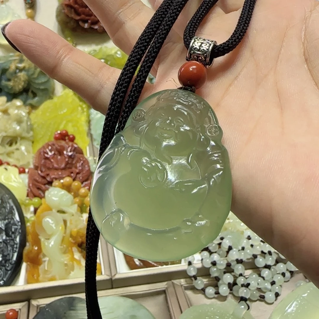 未镶嵌蛇纹石玉吊坠