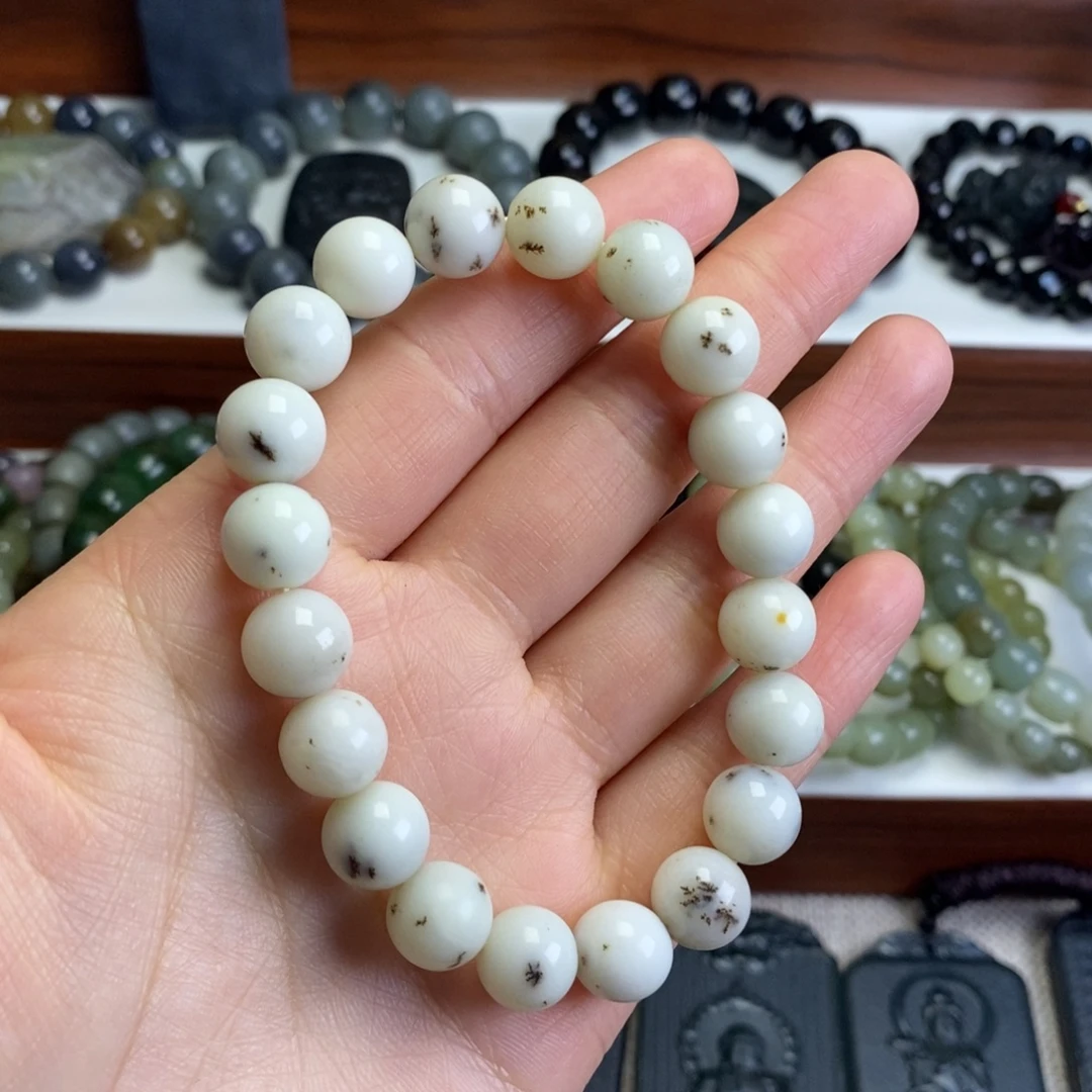 和田玉未镶嵌手串